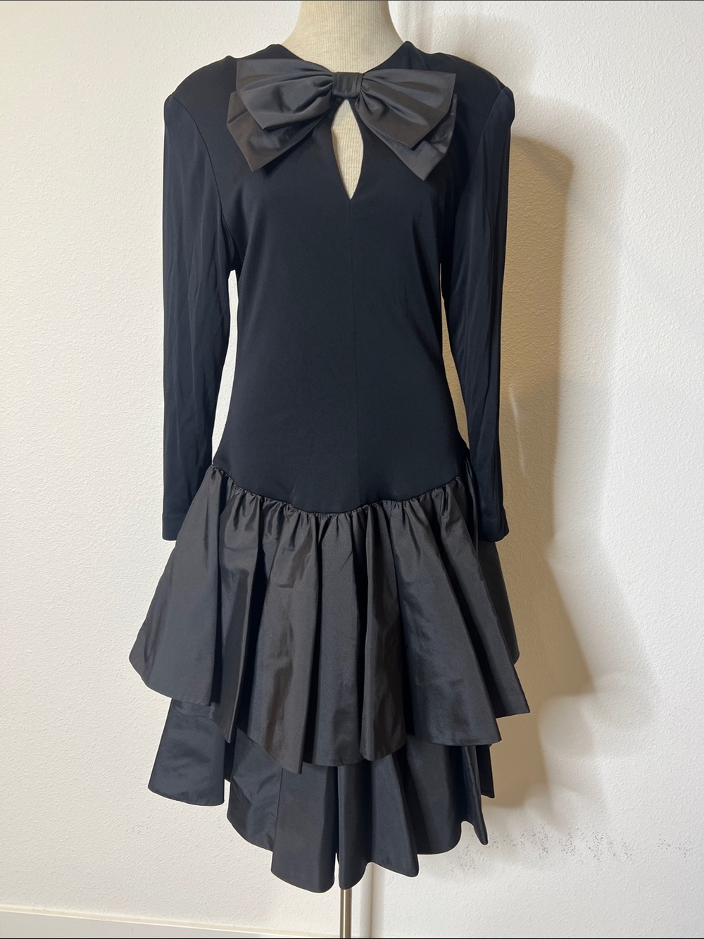 Jill Richards for Nieman Marcus Vintage Black Bow-Accent Tiered Dress